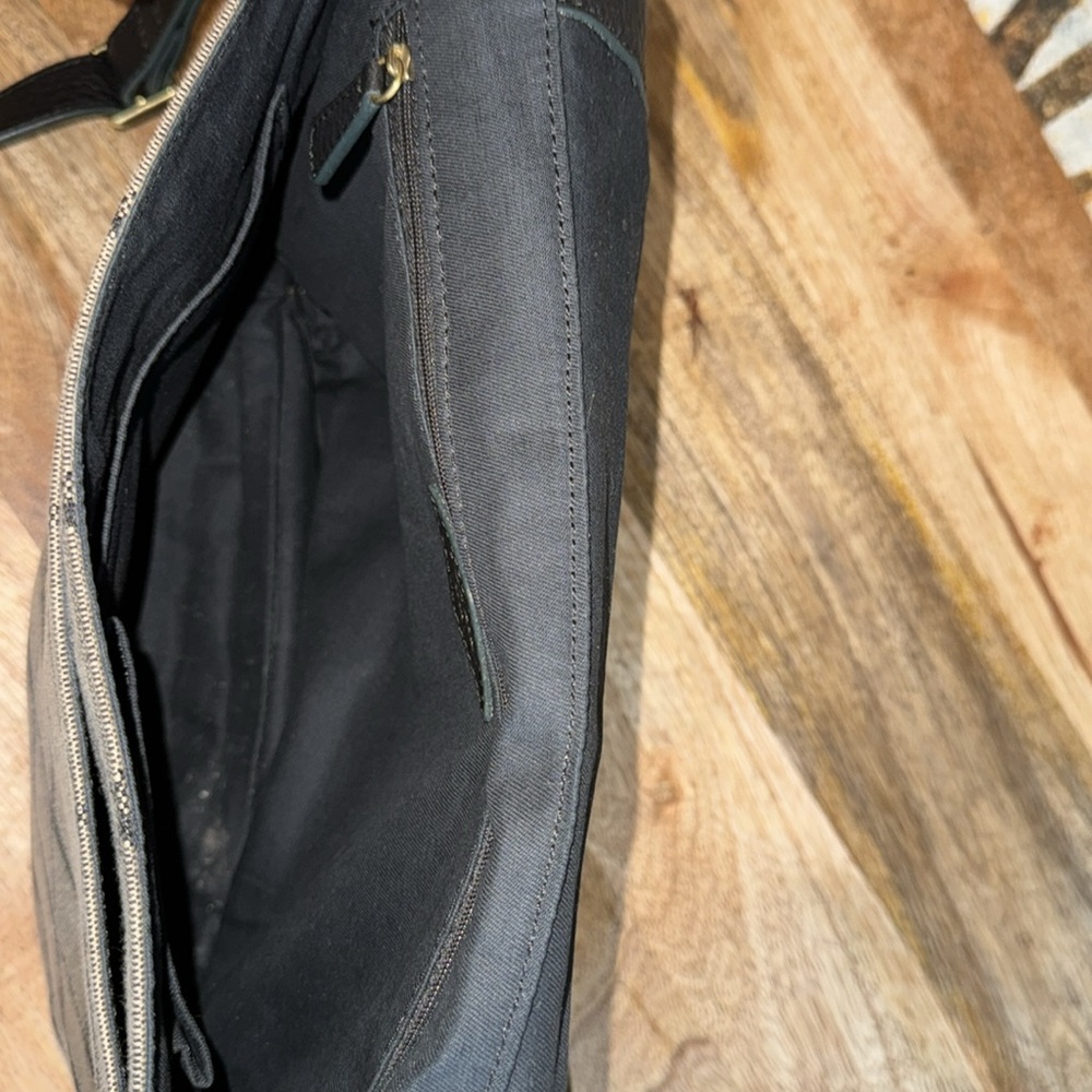 Vtg Fossil Preston Gray canvas Black leather crossbody with adjustable strap - Picture 6 of 10